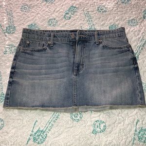 GAP jean skiry